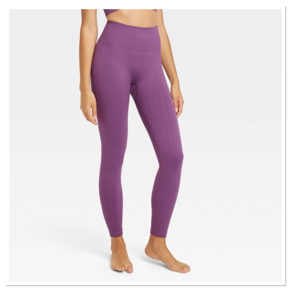 Women’s High Rise Textured Seamless 7/8 Leggings Joylab Mulberry Purple